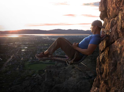 ������ɽ�ۺ���ʷ��˹�ڰ��׸ߵđ����ͱ��ϰ��b���e�Σ��w�e�Ӵ̼���